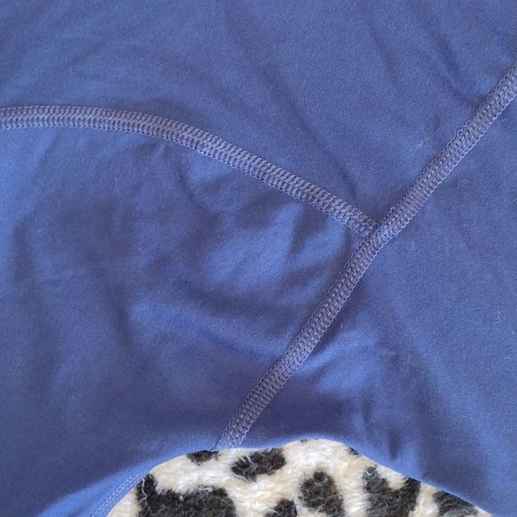 Lucy Tech Active Wear Circuit Trainer Pull Over Size Medium - Picture 12 of 14